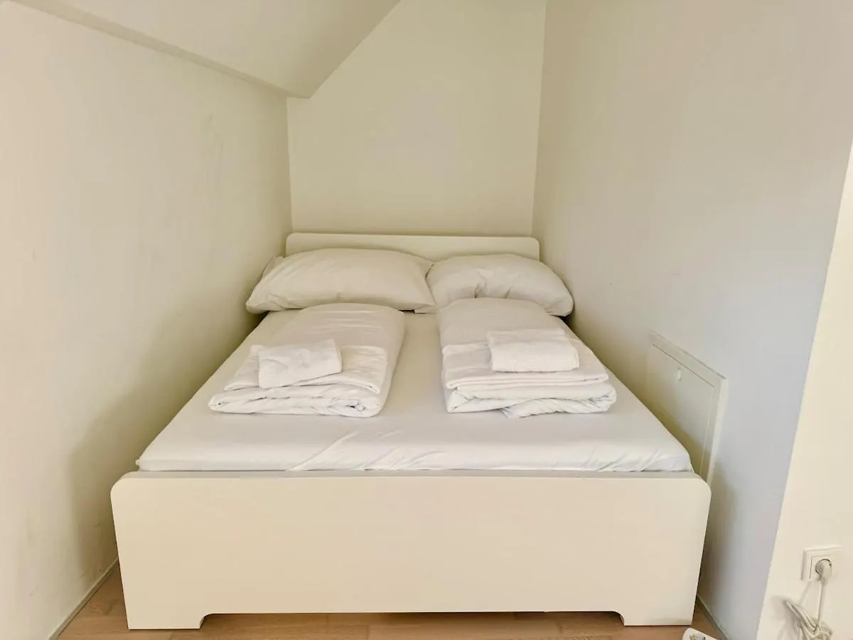 Bright Maisonette With Garden & Free Parking Apartment Vienna